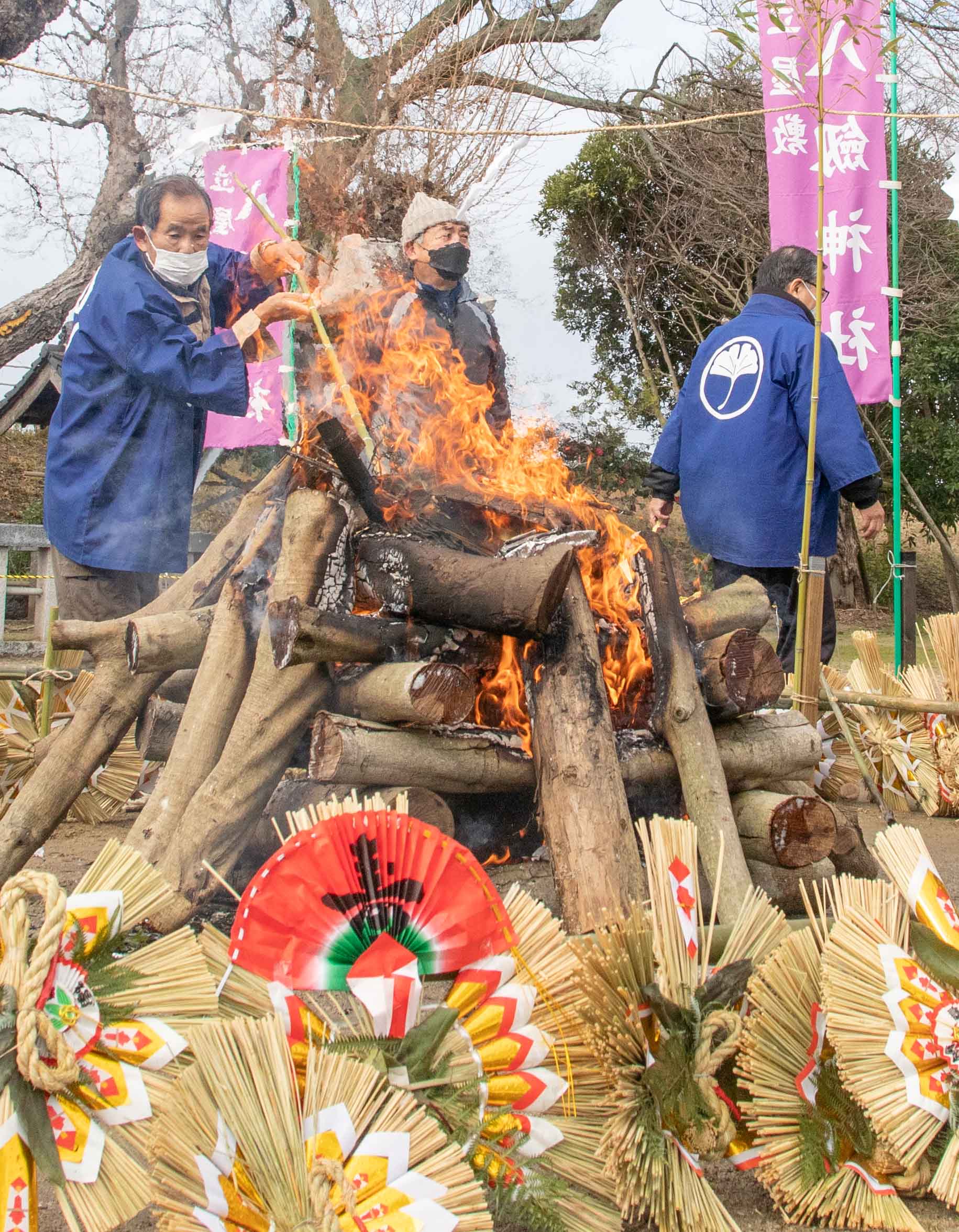 八剱神社どんど焼きの写真