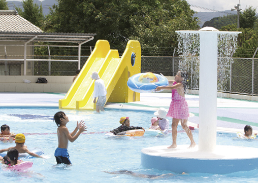屋島公園幼児用プールの写真