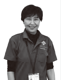 講師