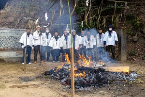 どんど焼きの様子