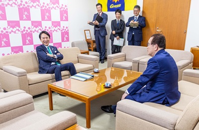 懇談会の様子